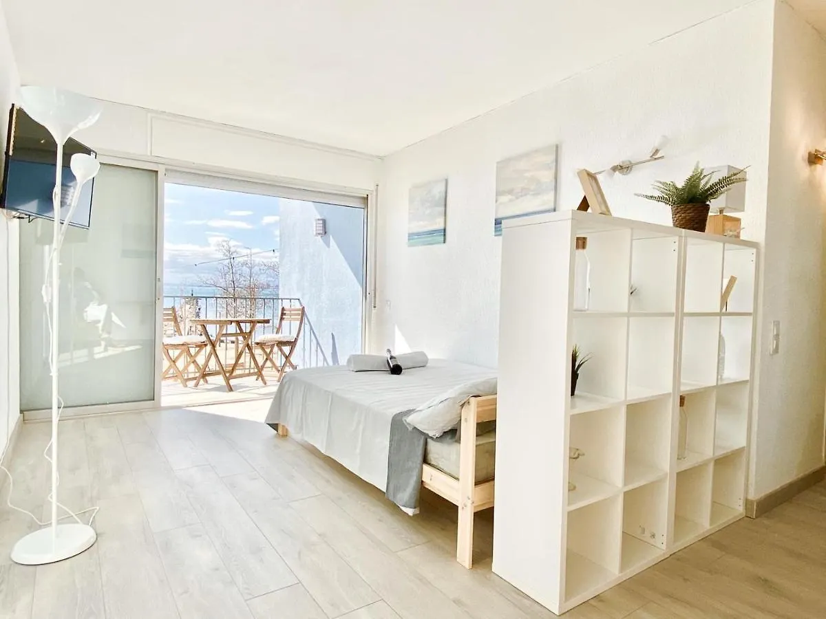 Estudio Frente Al Mar En Roses Apartment Spain