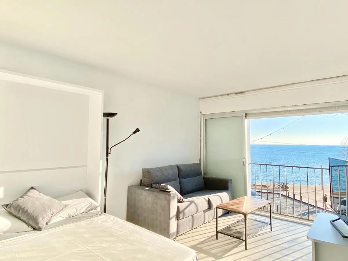 Estudio Frente Al Mar En Roses Apartment