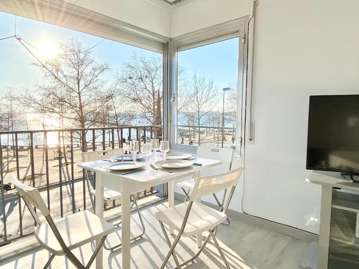 Estudio Frente Al Mar En Roses Apartment